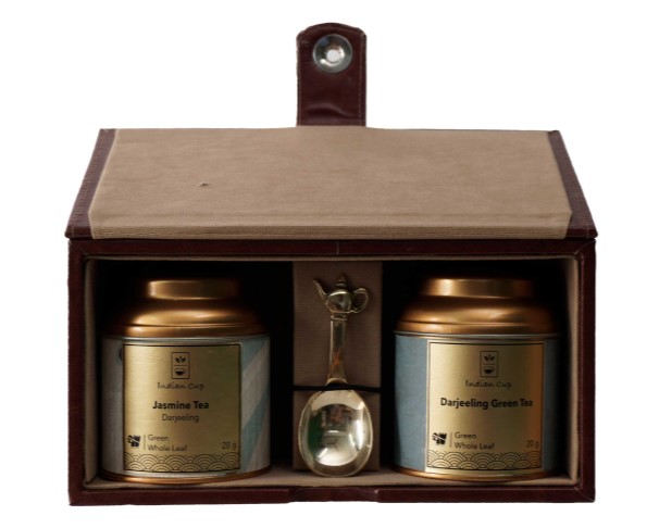 Набор подарочный Indian Cap Чай 2*30г + чайная ложка (кожаный бокс) / интернет-магазин Виноград